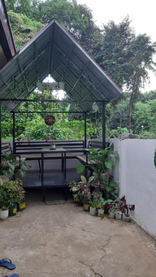 Casa Erelle -1 Bedroom Guest House W/ Modern Kubo أنتيبولو المظهر الخارجي الصورة